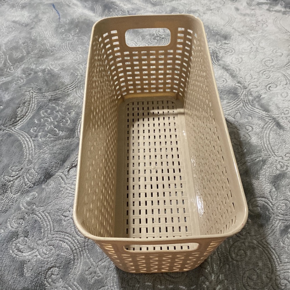 Storage basket 🧺 - Picture 3 of 3